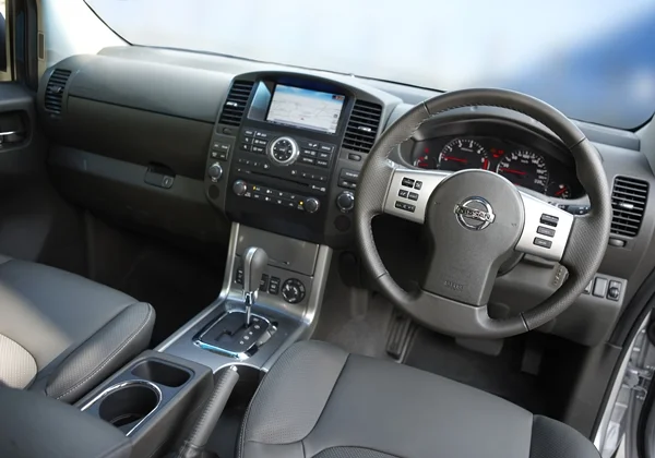 Nissan Navara D40 Dual Cab Ute interior