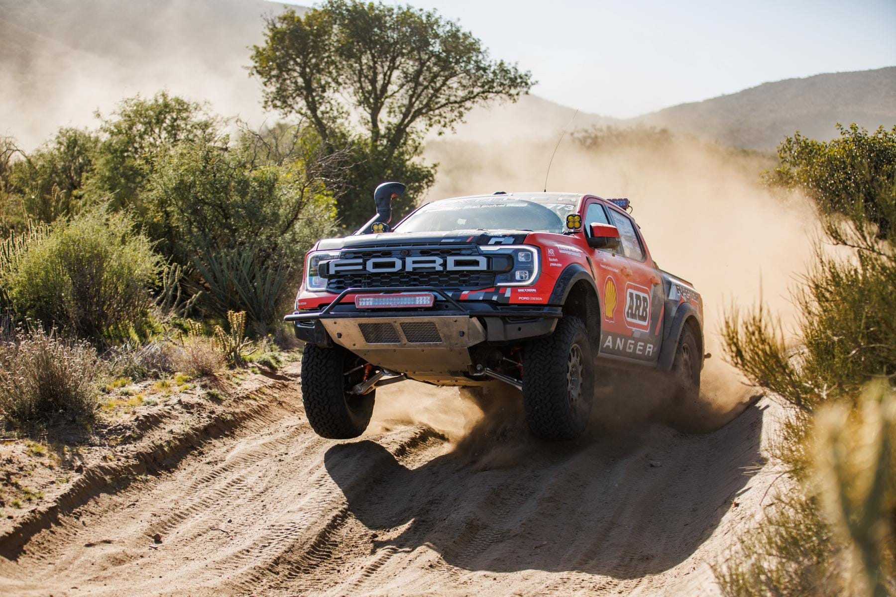 Ford-Performance-Ranger-Raptor-in-BAJA-1000-1